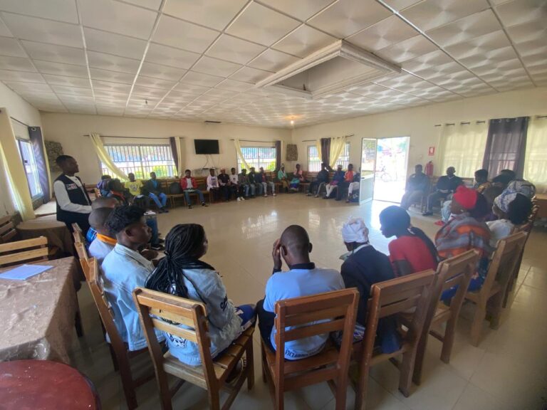 Jovens de comunidades rurais partilham experiências de mudança em encontro promovido pela AAEA